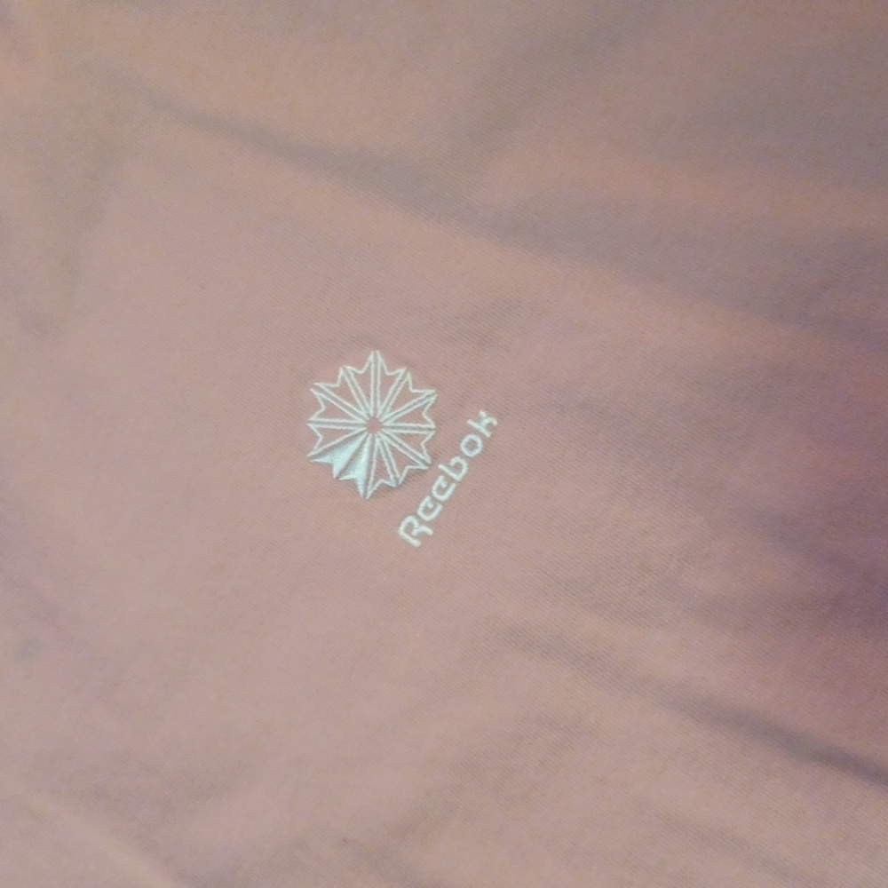 Mens Reebok Classic tshirt - Picture 5 of 9